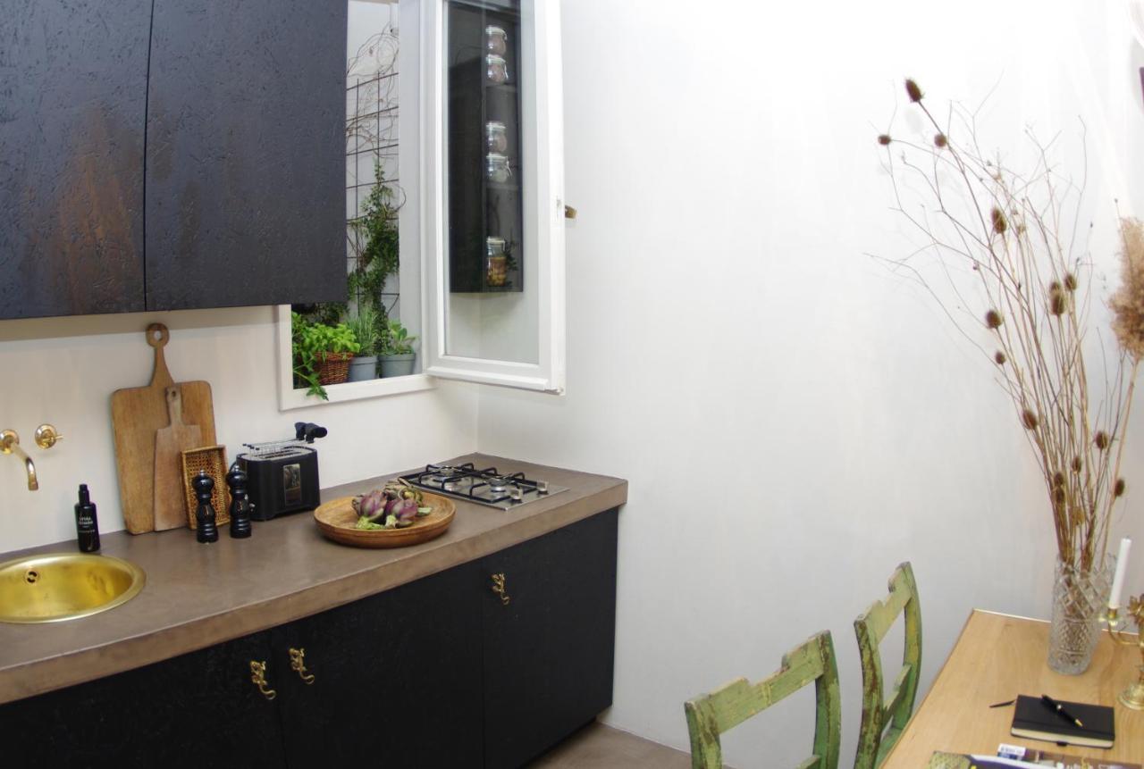 Appartamento Centro Citta Quartiere Oltrarno Con Una Camera Da Letto Florence Luaran gambar
